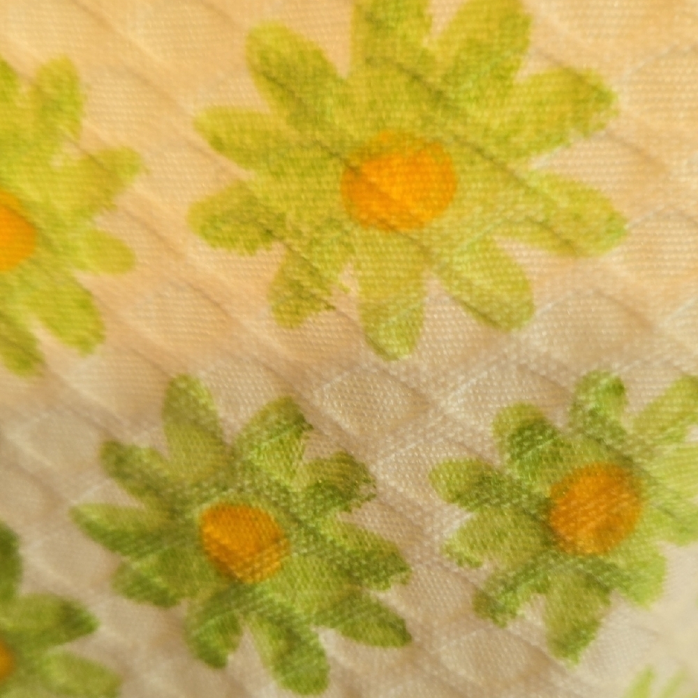 Chic Green Floral Mini Dress True 70's Daisy Pattern - Picture 5 of 7